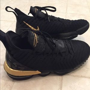 Nike LeBron 16’